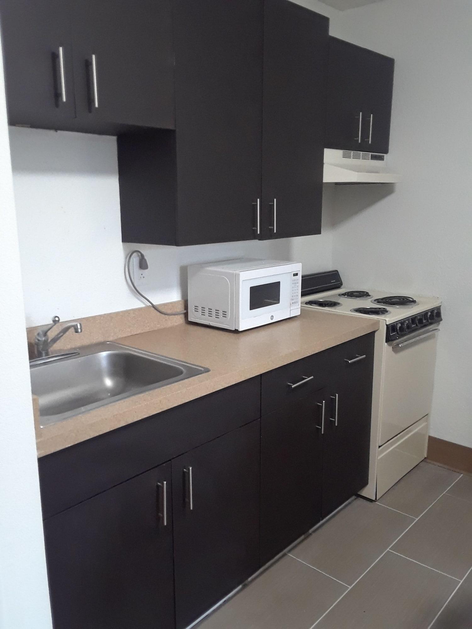 Welcome Suites Hazelwood Extended Stay Hotel Extérieur photo