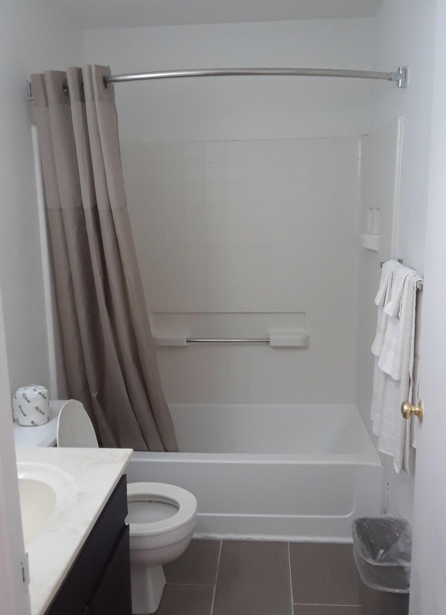 Welcome Suites Hazelwood Extended Stay Hotel Extérieur photo
